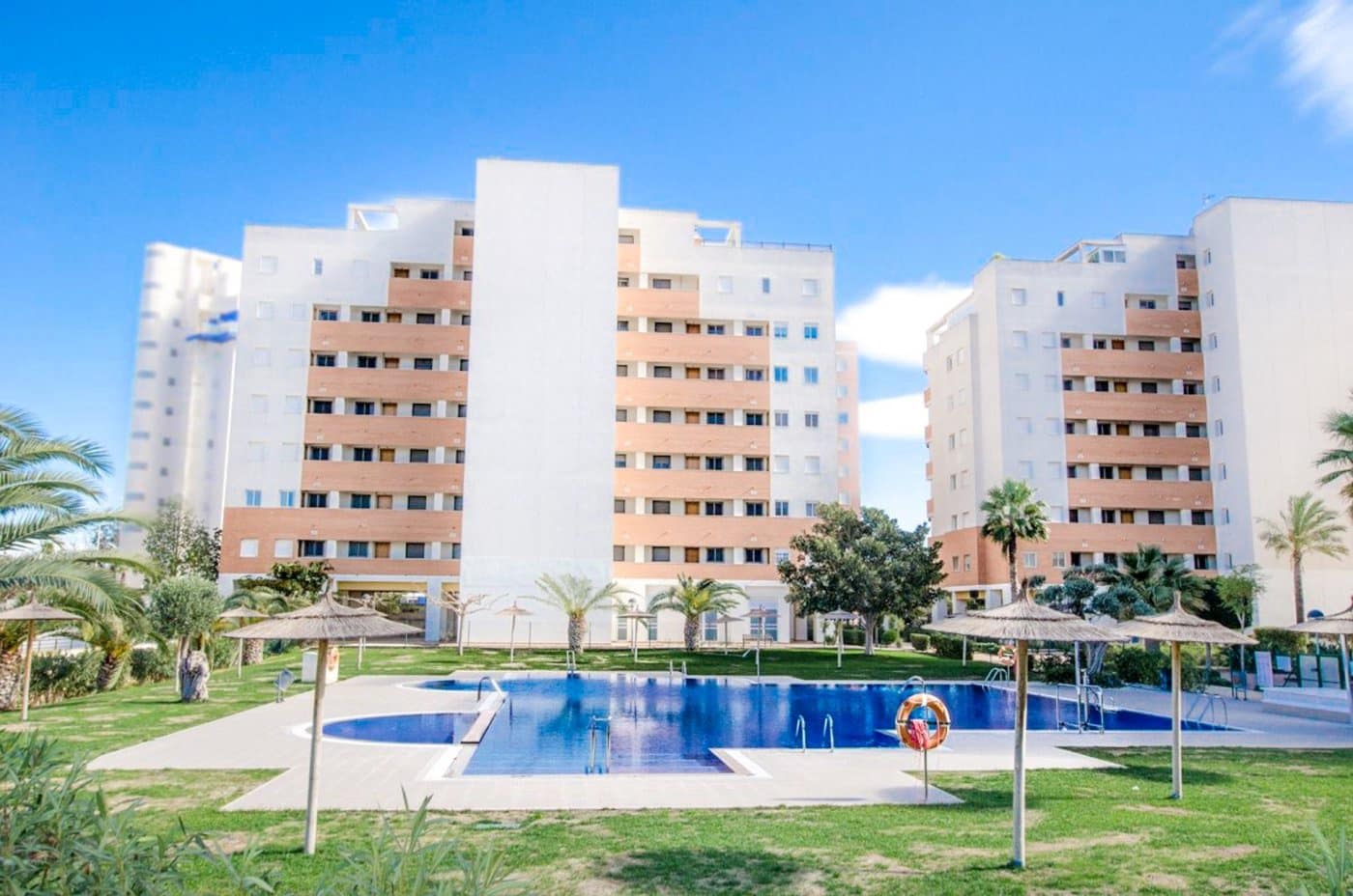 4 soveværelse Penthouse til salg i Guardamar del Segura med swimmingpool garage - € 360.000 (Ref: 7216057)