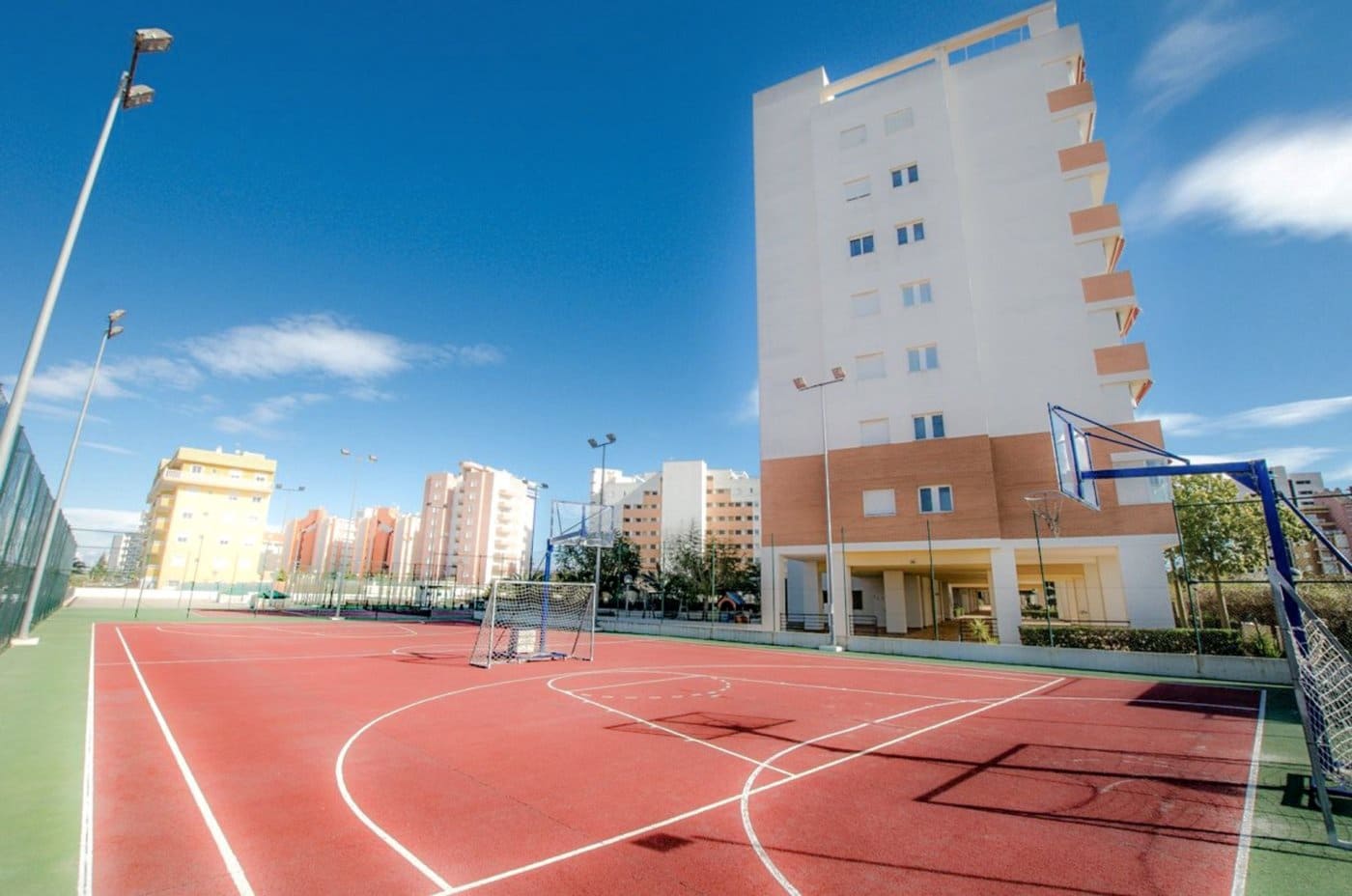 4 soveværelse Penthouse til salg i Guardamar del Segura med swimmingpool garage - € 360.000 (Ref: 7216057)