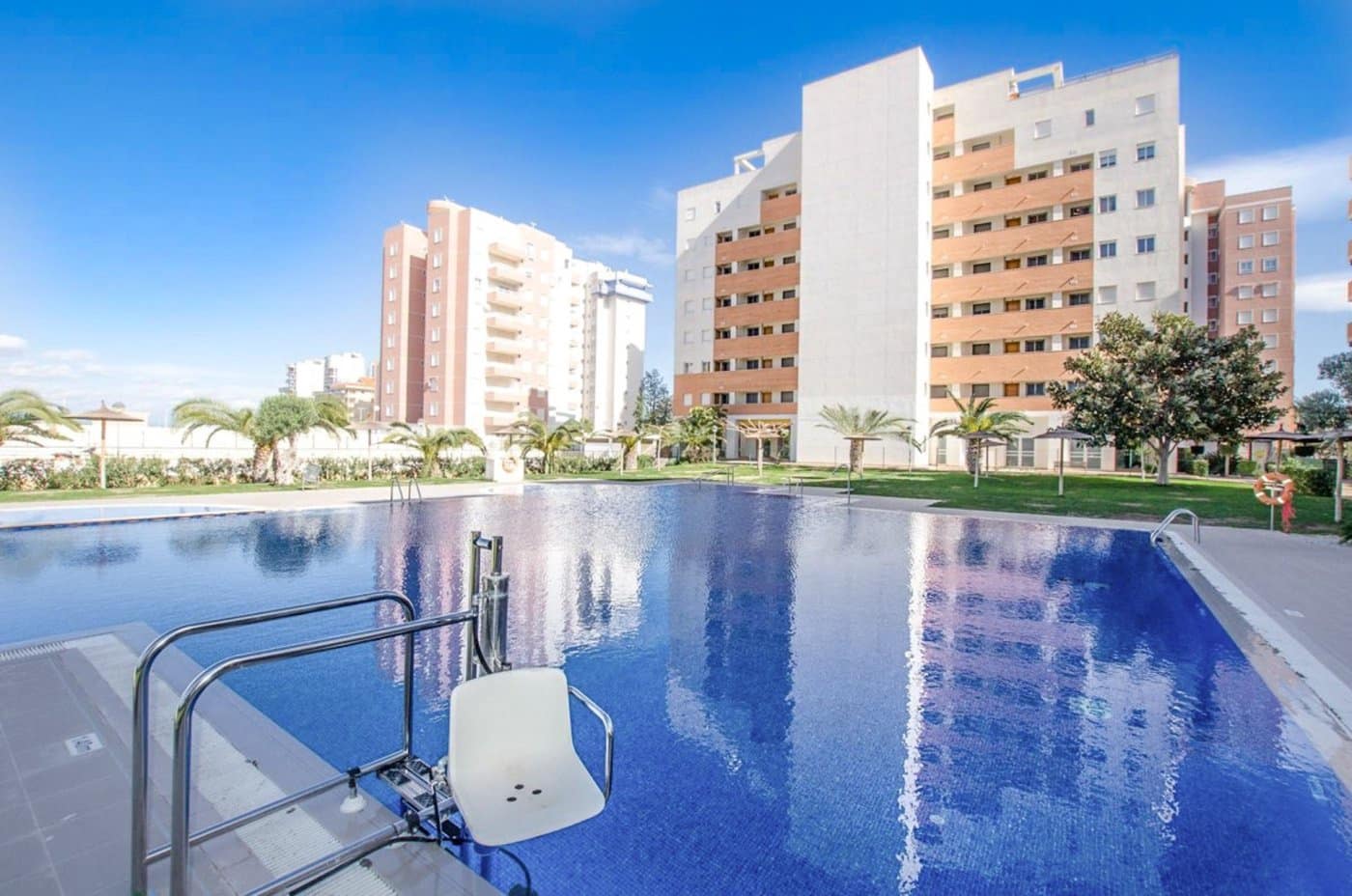 4 soveværelse Penthouse til salg i Guardamar del Segura med swimmingpool garage - € 360.000 (Ref: 7216057)