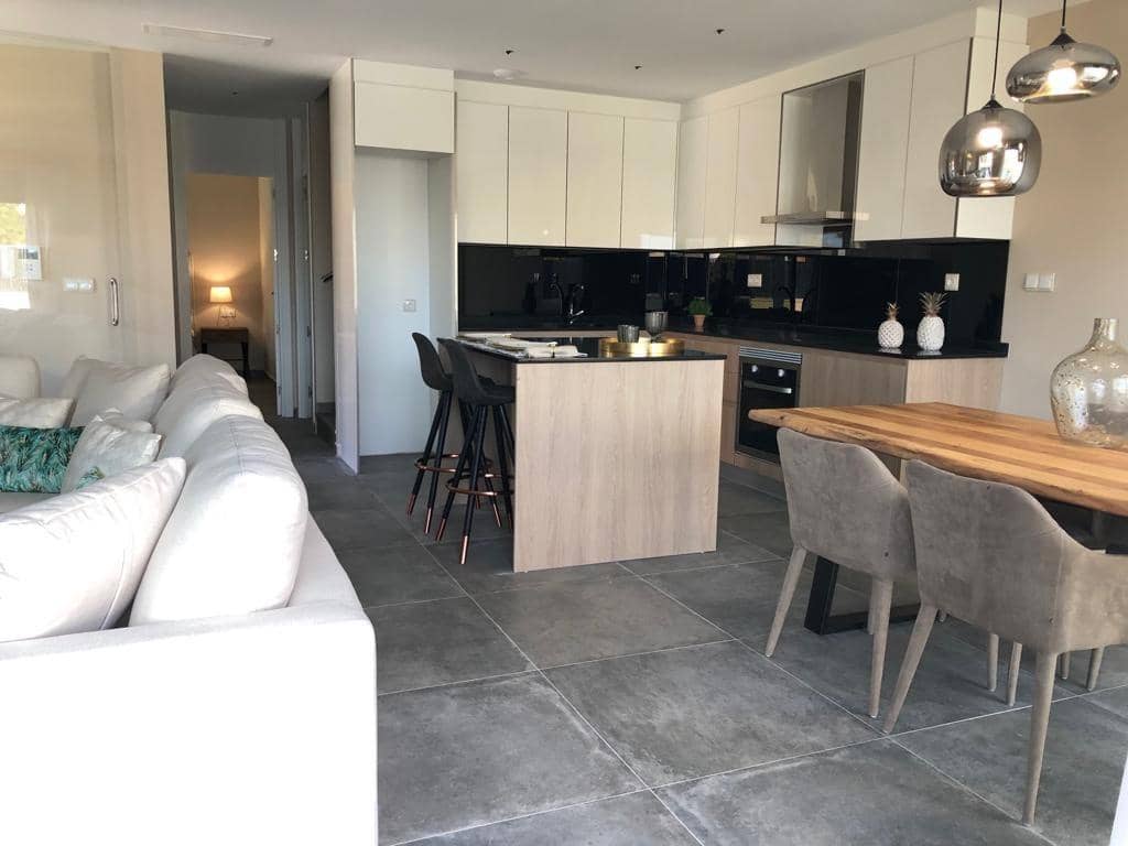 3 quarto Moradia para venda em Los Alcazares com piscina - 350 000 € (Ref: 7388482)