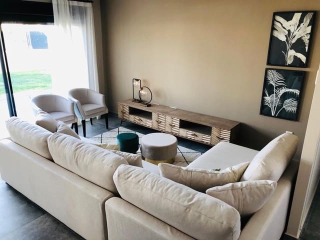 3 quarto Moradia para venda em Los Alcázares com piscina - 350 000 € (Ref: 7388482)