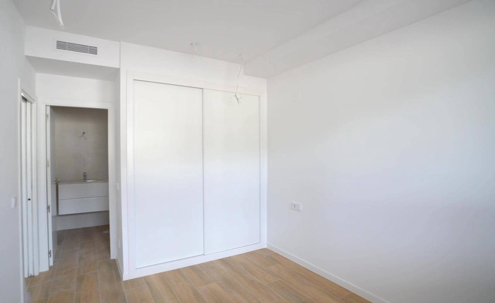 4 quarto Apartamento para venda em Finestrat com piscina - 570 000 € (Ref: 7580712)