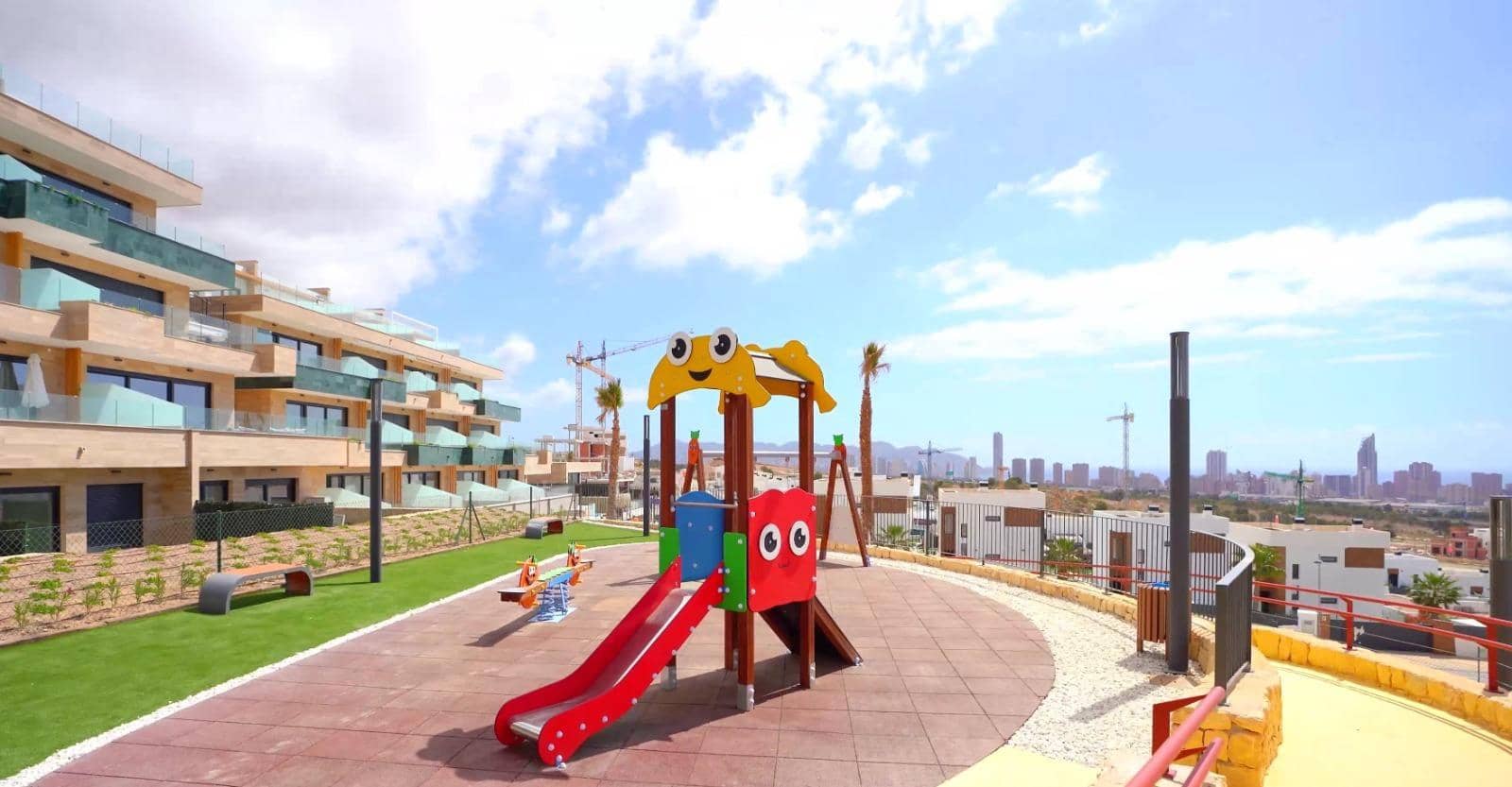 4 quarto Apartamento para venda em Finestrat com piscina - 570 000 € (Ref: 7580712)