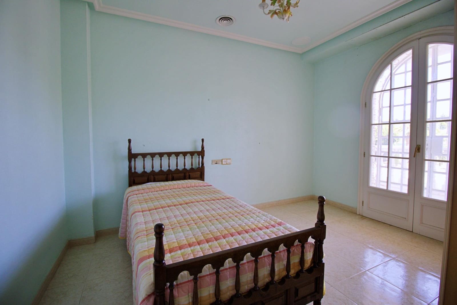 5 quarto Moradia para venda em Elche / Elx com piscina garagem - 525 000 € (Ref: 7715077)