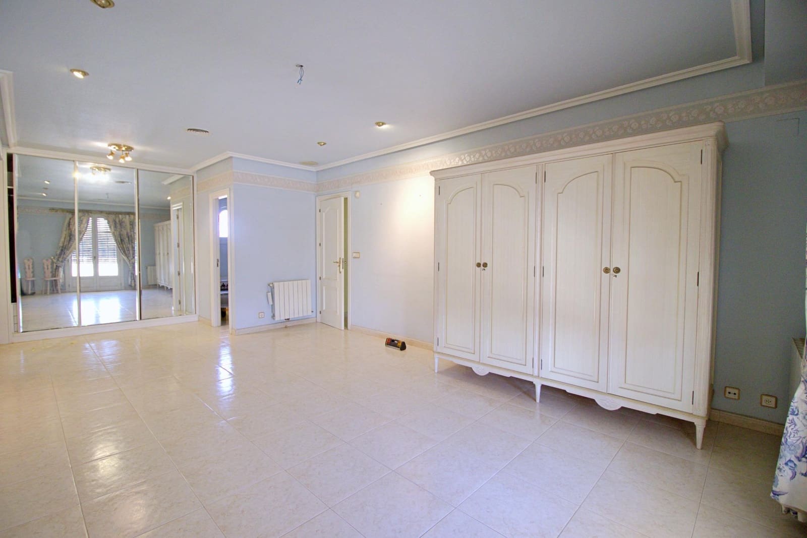 5 quarto Moradia para venda em Elche / Elx com piscina garagem - 525 000 € (Ref: 7715077)