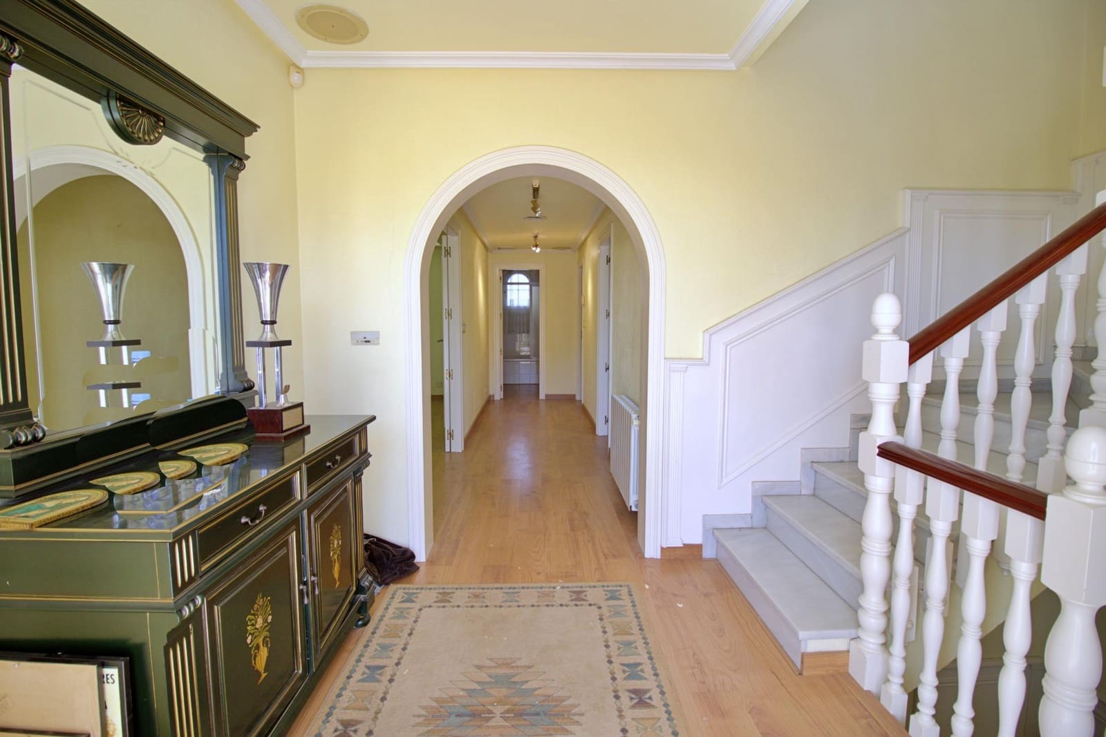 5 quarto Moradia para venda em Elche / Elx com piscina garagem - 525 000 € (Ref: 7715077)