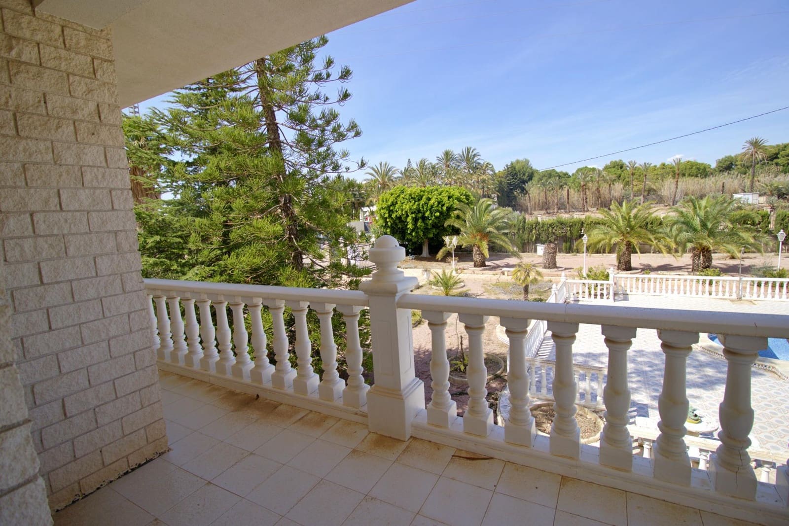 5 quarto Moradia para venda em Elche / Elx com piscina garagem - 525 000 € (Ref: 7715077)