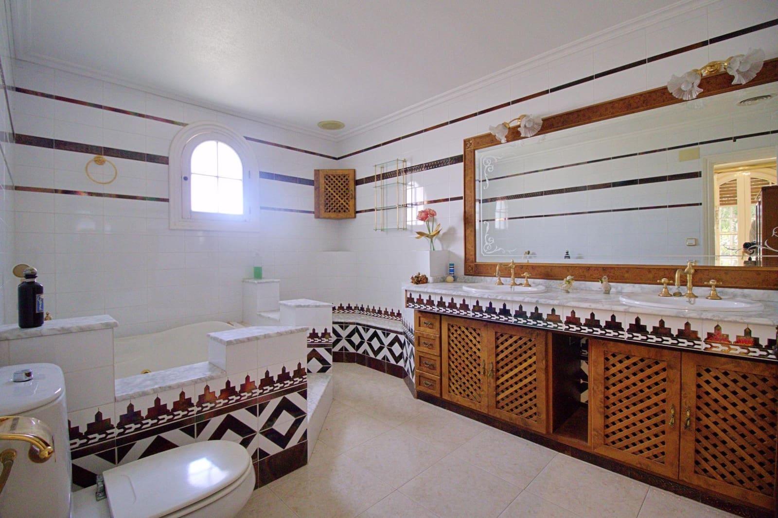 5 quarto Moradia para venda em Elche / Elx com piscina garagem - 525 000 € (Ref: 7715077)