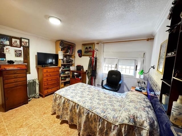 Chalet de 5 habitaciones en Orihuela Costa, Orihuela en venta con piscina garaje - 330.000 € (Ref: 7733773)