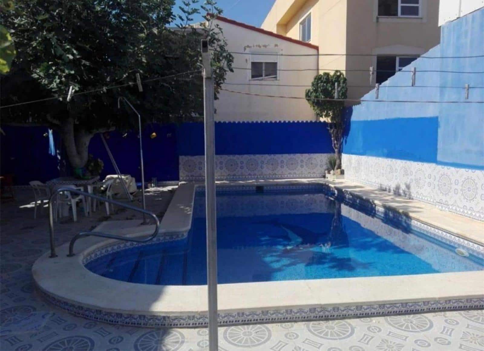 Chalet de 5 habitaciones en Orihuela Costa en venta con piscina garaje - 330.000 € (Ref: 7733773)