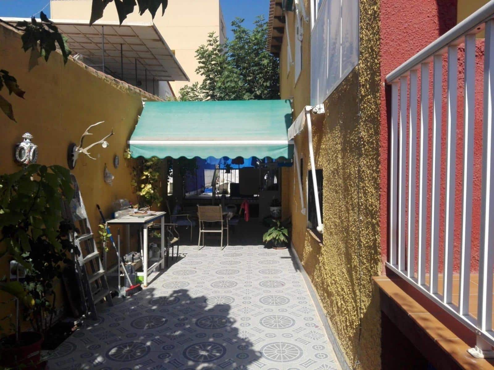 Chalet de 5 habitaciones en Orihuela Costa en venta con piscina garaje - 330.000 € (Ref: 7733773)