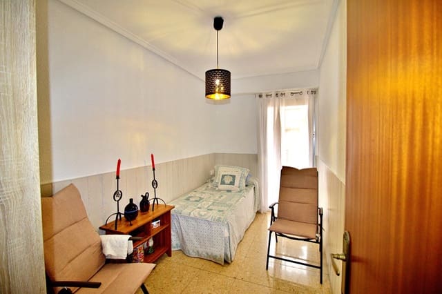 3 quarto Apartamento para venda em Elche / Elx - 190 000 € (Ref: 7867026)