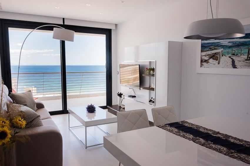 2 soveværelse Lejlighed til salg i Arenales del Sol med swimmingpool garage - € 525.000 (Ref: 7911804)