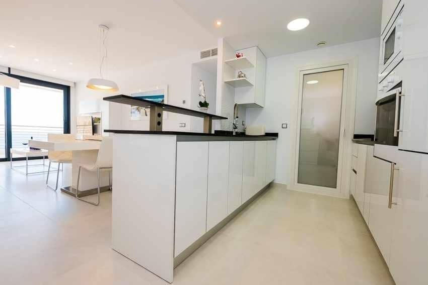 2 soveværelse Lejlighed til salg i Arenales del Sol med swimmingpool garage - € 525.000 (Ref: 7911804)