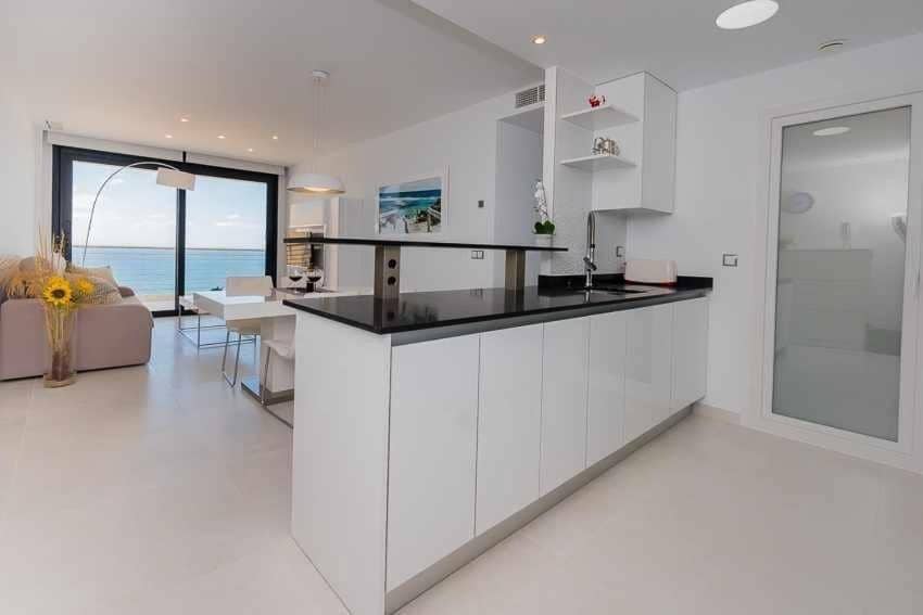 2 soveværelse Lejlighed til salg i Arenales del Sol med swimmingpool garage - € 525.000 (Ref: 7911804)