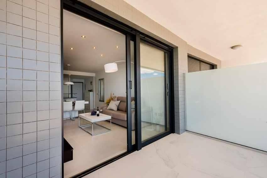 2 soveværelse Lejlighed til salg i Arenales del Sol med swimmingpool garage - € 525.000 (Ref: 7911804)