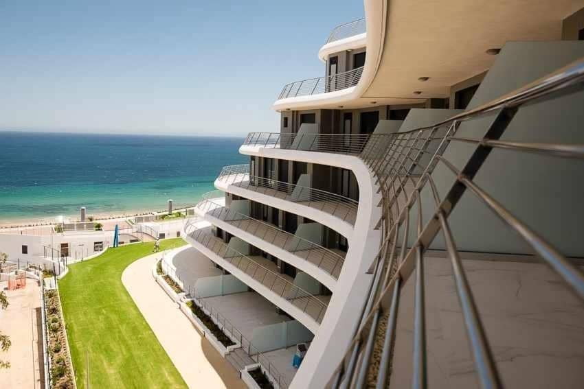 2 soveværelse Lejlighed til salg i Arenales del Sol med swimmingpool garage - € 525.000 (Ref: 7911804)