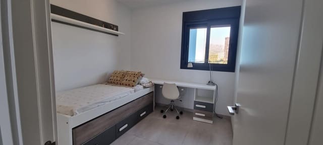 3 makuuhuone Asunto myytävänä paikassa Poniente, Benidorm mukana uima-altaan 
autotalli - 715 000 € (Ref: 8019133)