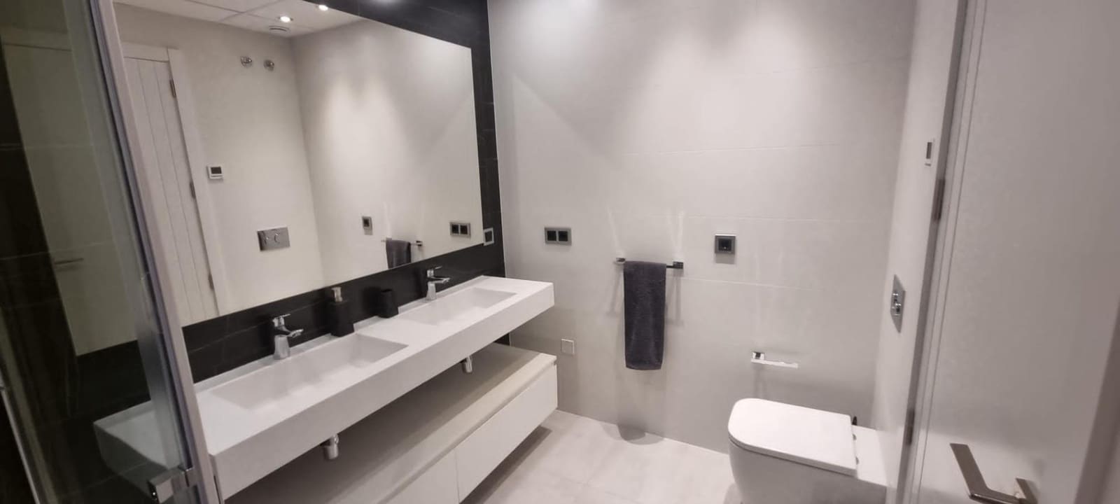 3 makuuhuone Asunto myytävänä paikassa Benidorm mukana uima-altaan 
autotalli - 715 000 € (Ref: 8019133)