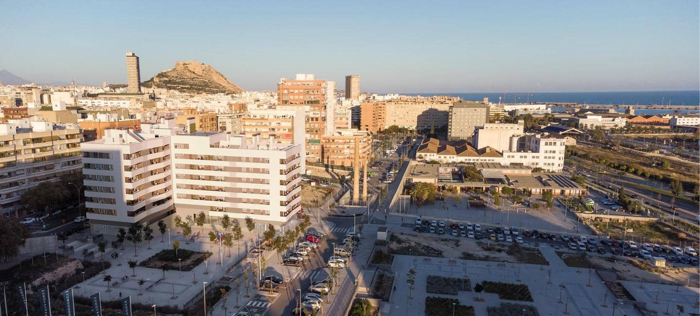 2 bedroom Apartment for sale in Alicante / Alacant city with pool garage - € 282,000 (Ref: 8072405)