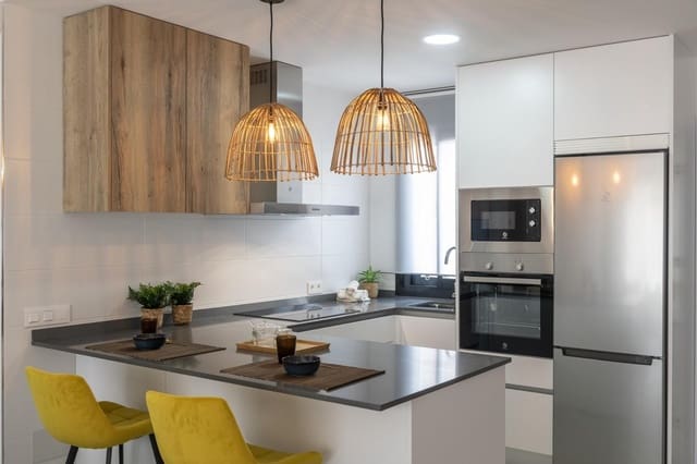 Apartamento de 2 habitaciones en Los Altos en venta con piscina garaje - 241.000 € (Ref: 8078272)