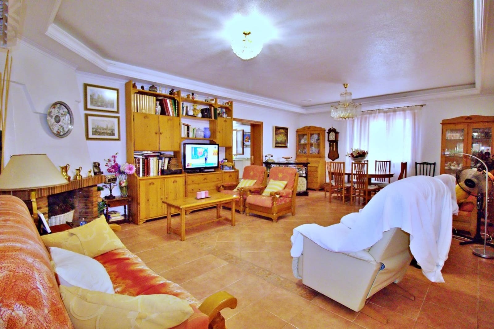 5 sypialnia Willa na sprzedaż w Elche / Elx z basenem garażem - 695 000 € (Ref: 8102876)