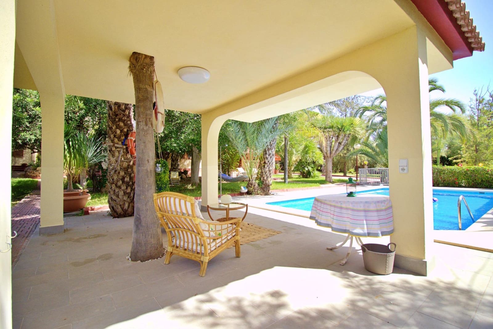 5 sypialnia Willa na sprzedaż w Elche / Elx z basenem garażem - 695 000 € (Ref: 8102876)