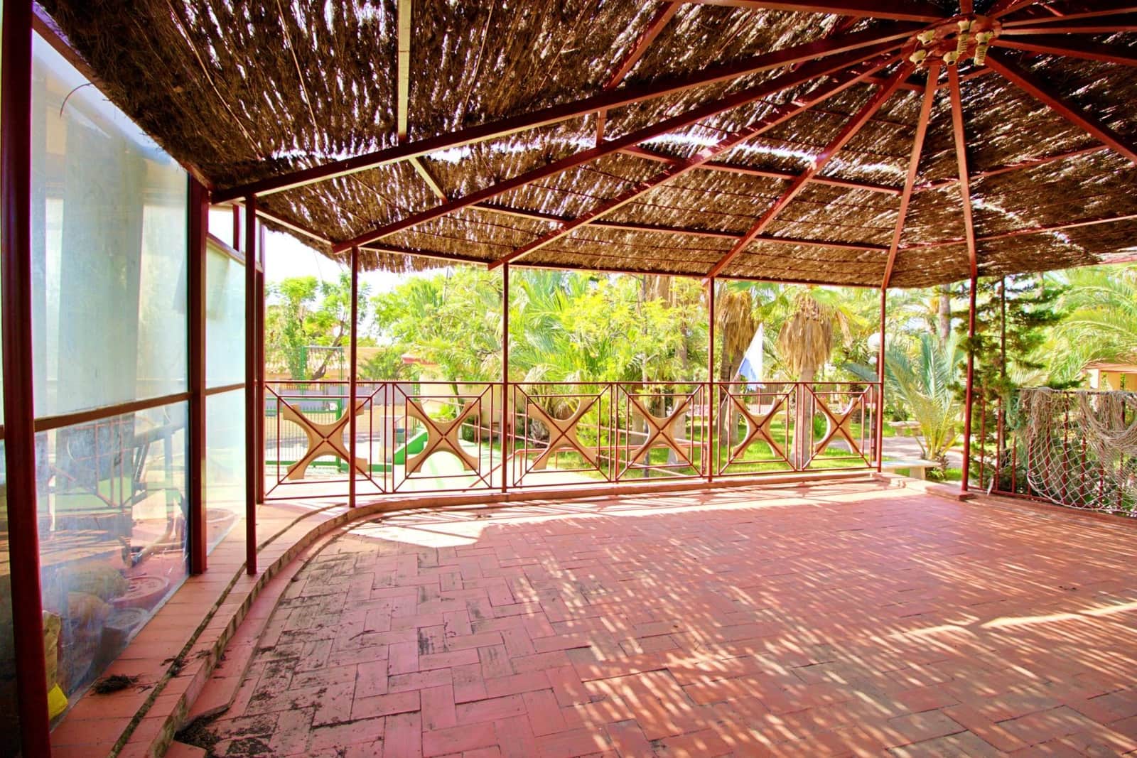 5 sypialnia Willa na sprzedaż w Elche / Elx z basenem garażem - 695 000 € (Ref: 8102876)