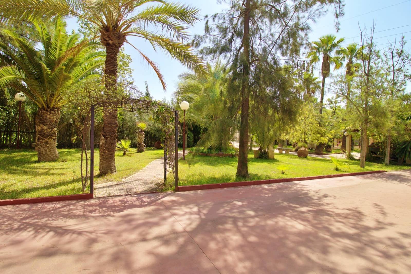 5 sypialnia Willa na sprzedaż w Elche / Elx z basenem garażem - 695 000 € (Ref: 8102876)