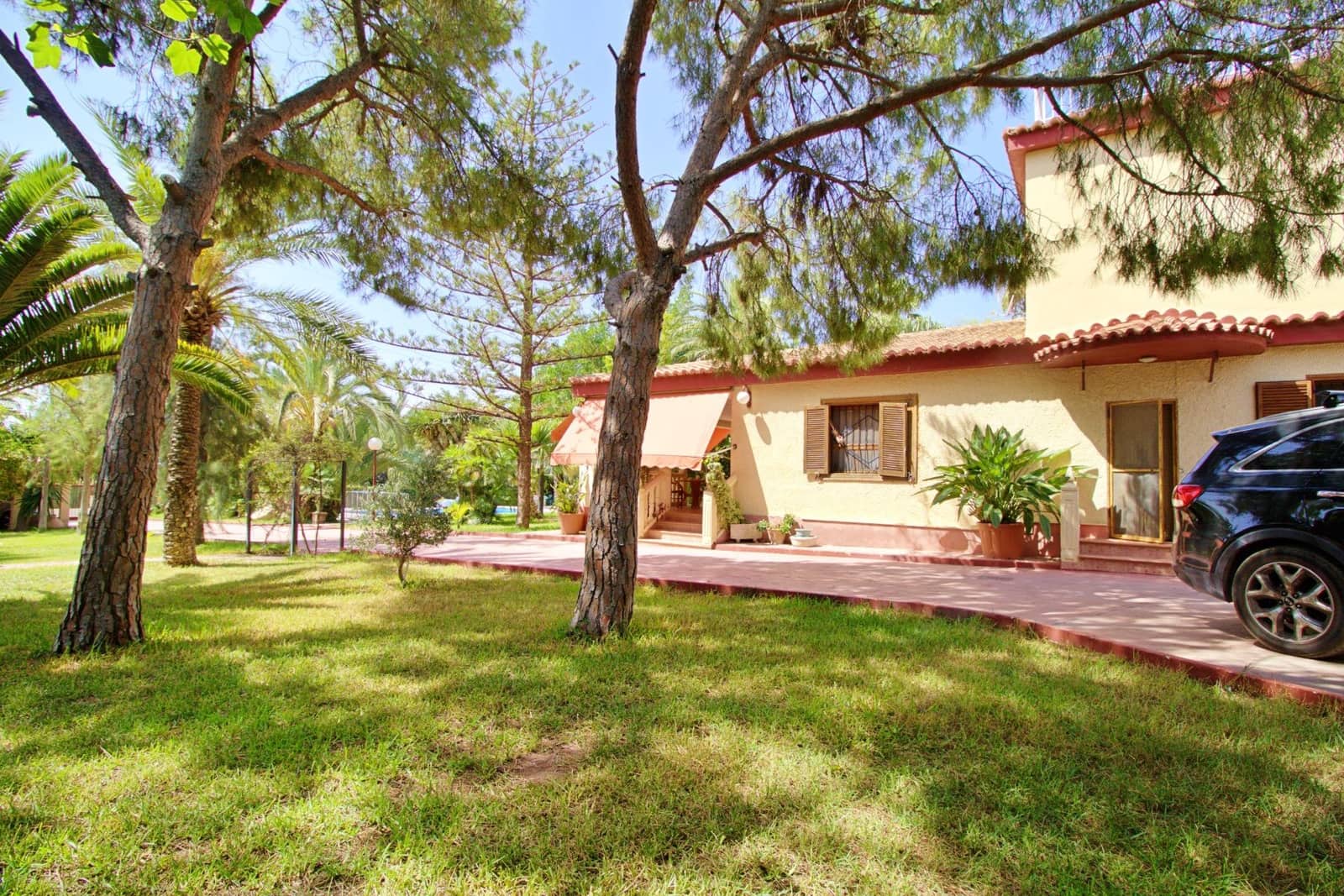 5 sypialnia Willa na sprzedaż w Elche / Elx z basenem garażem - 695 000 € (Ref: 8102876)