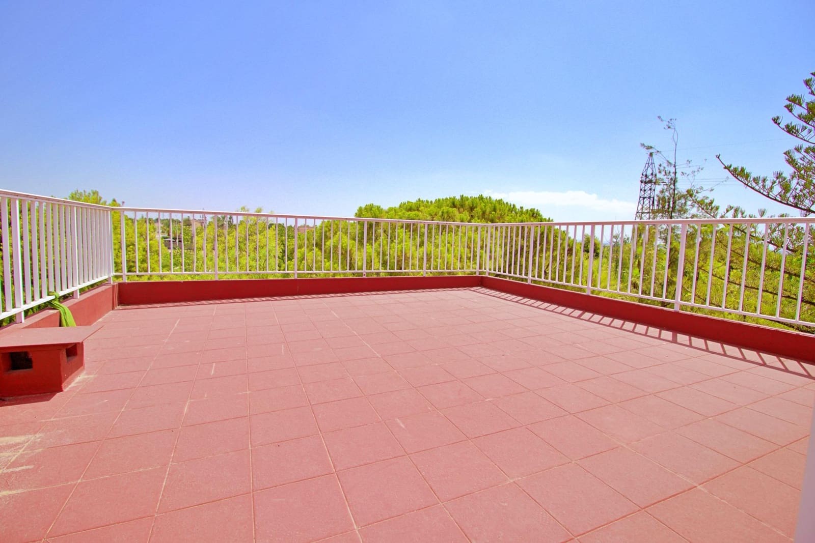 5 sypialnia Willa na sprzedaż w Elche / Elx z basenem garażem - 695 000 € (Ref: 8102876)