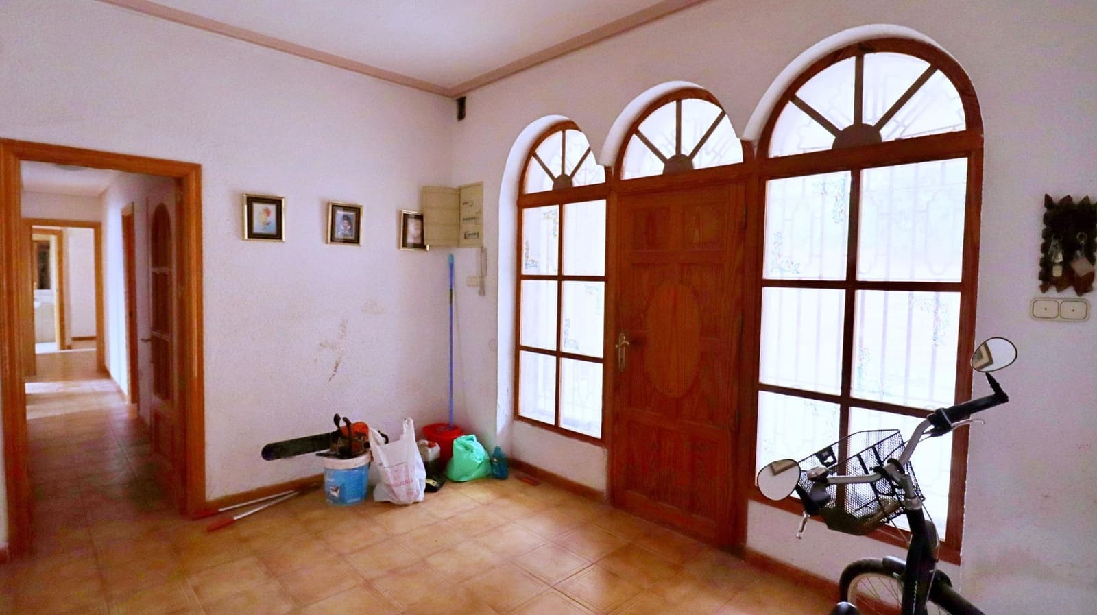 8 bedroom Villa for sale in Elche / Elx with garage - € 630,000 (Ref: 8217039)