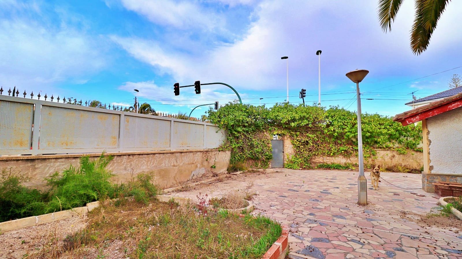 8 bedroom Villa for sale in Elche / Elx with garage - € 630,000 (Ref: 8217039)