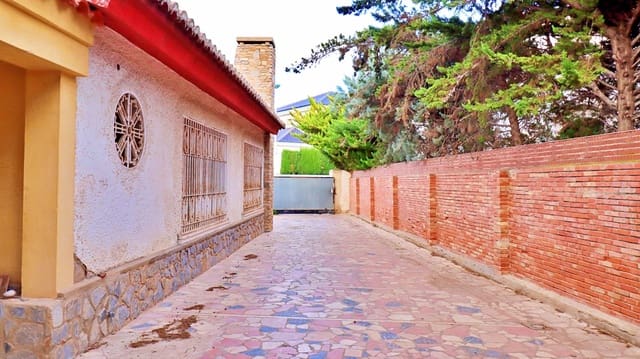 8 quarto Moradia para venda em Elche / Elx com garagem - 630 000 € (Ref: 8217039)