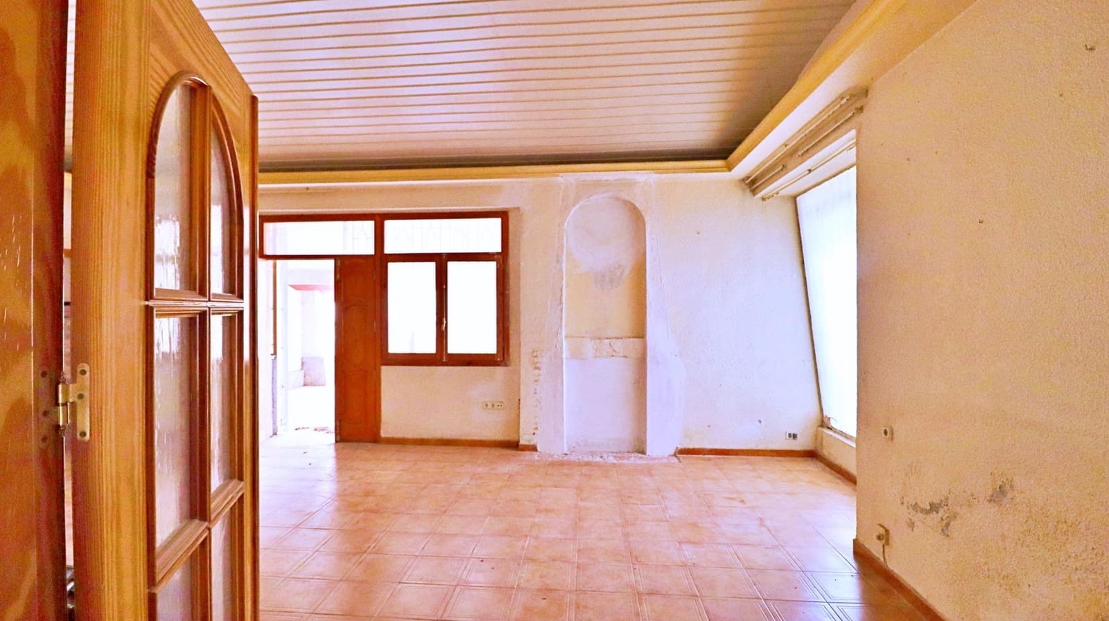 8 bedroom Villa for sale in Elche / Elx with garage - € 630,000 (Ref: 8217039)