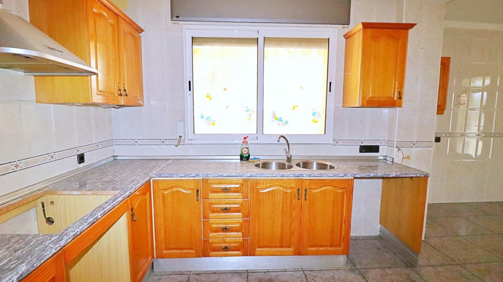 8 bedroom Villa for sale in Elche / Elx with garage - € 630,000 (Ref: 8217039)