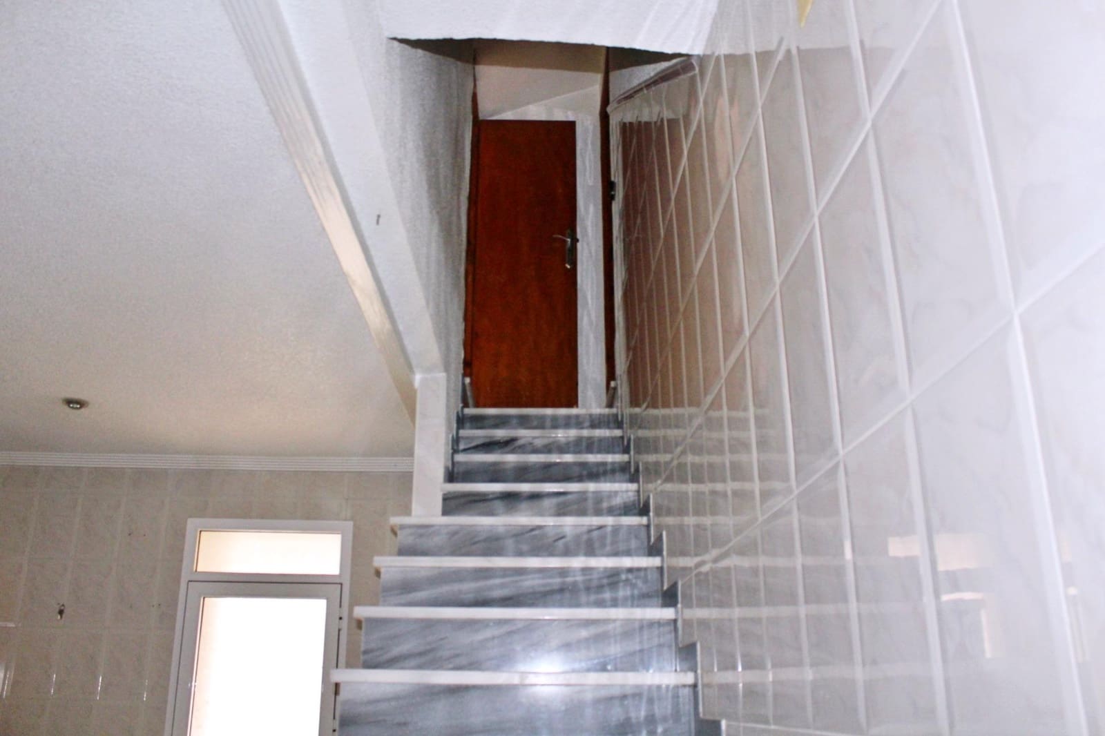 8 bedroom Villa for sale in Elche / Elx with garage - € 630,000 (Ref: 8217039)