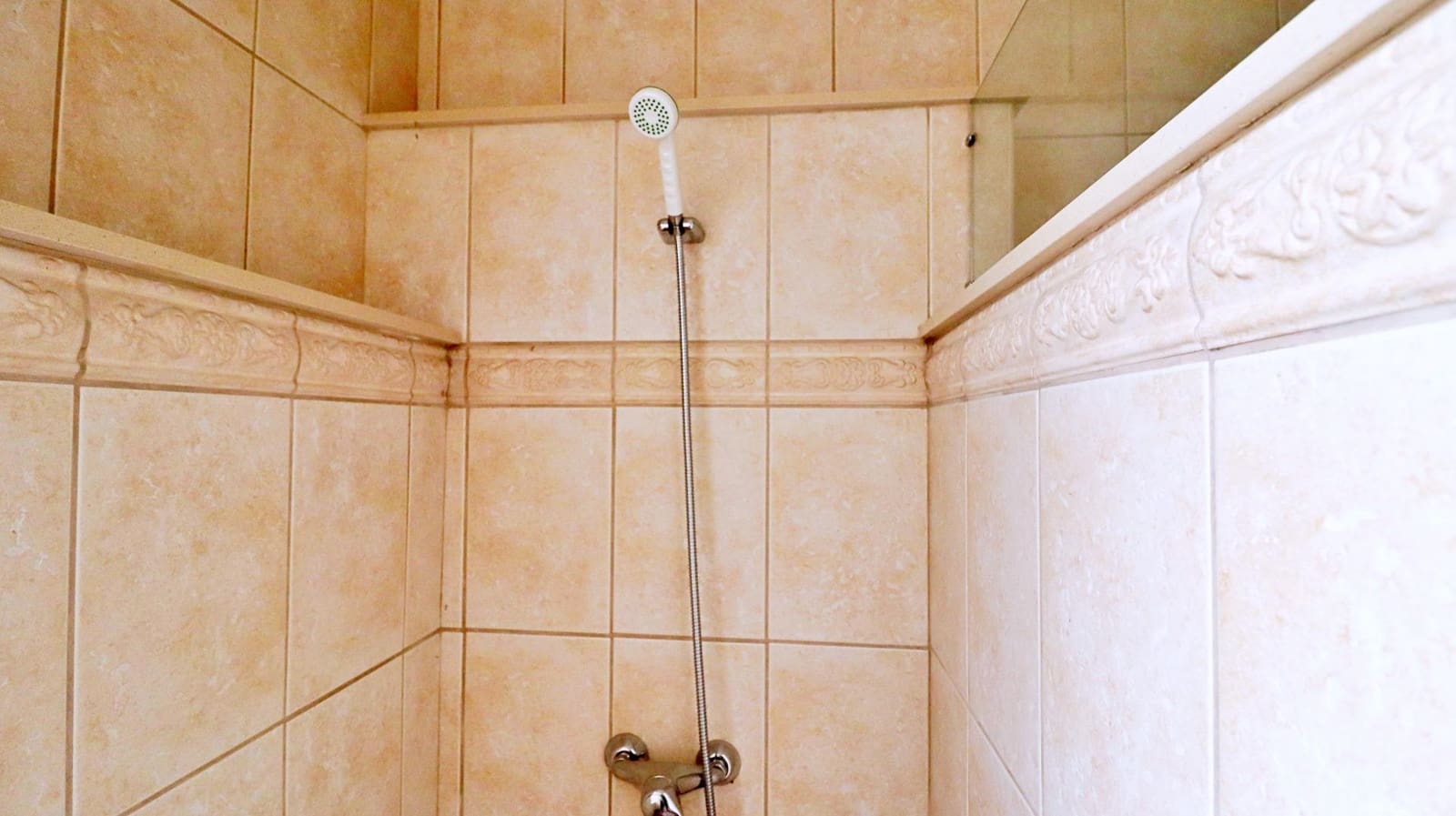 8 bedroom Villa for sale in Elche / Elx with garage - € 630,000 (Ref: 8217039)