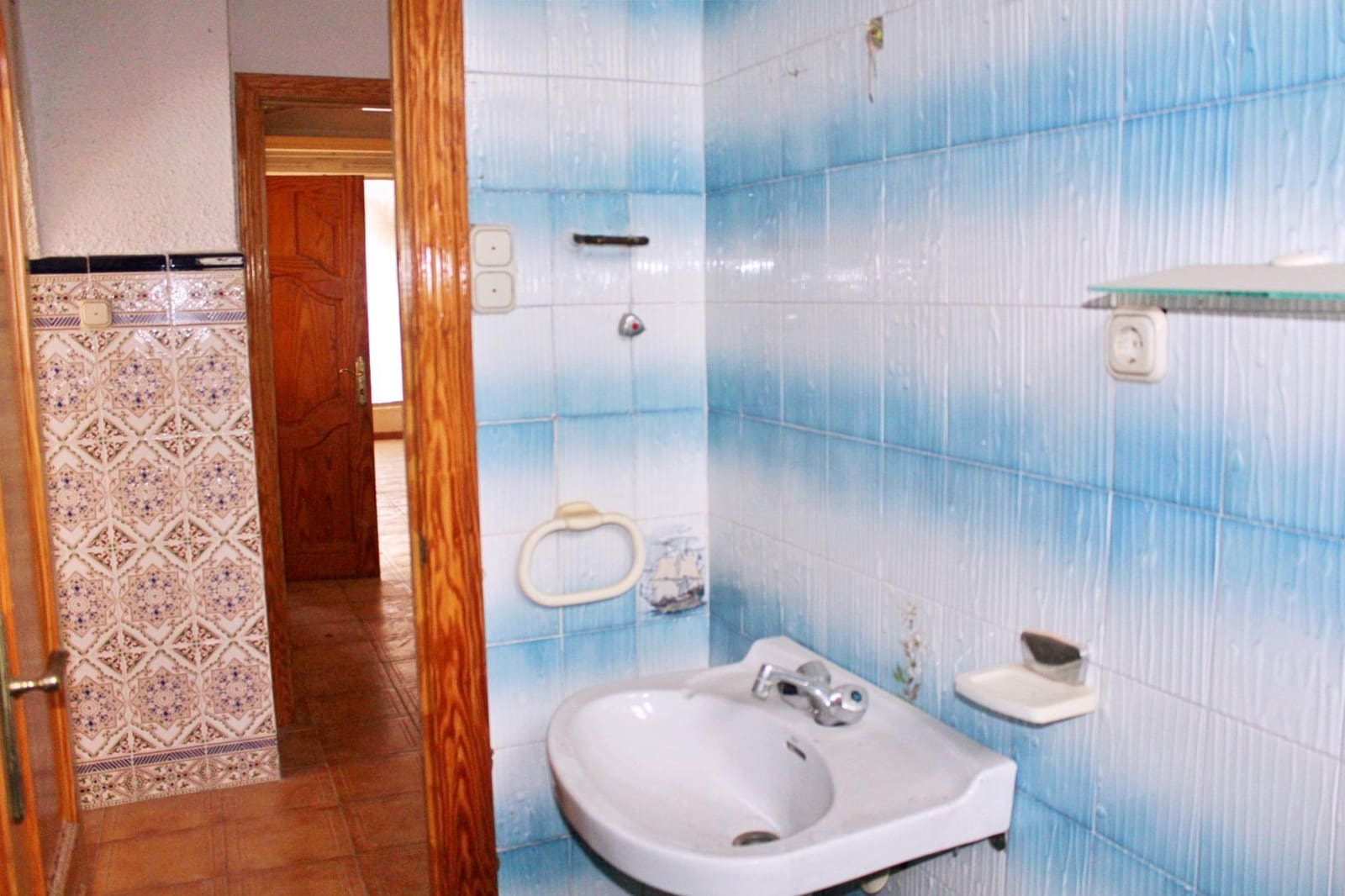 8 bedroom Villa for sale in Elche / Elx with garage - € 630,000 (Ref: 8217039)