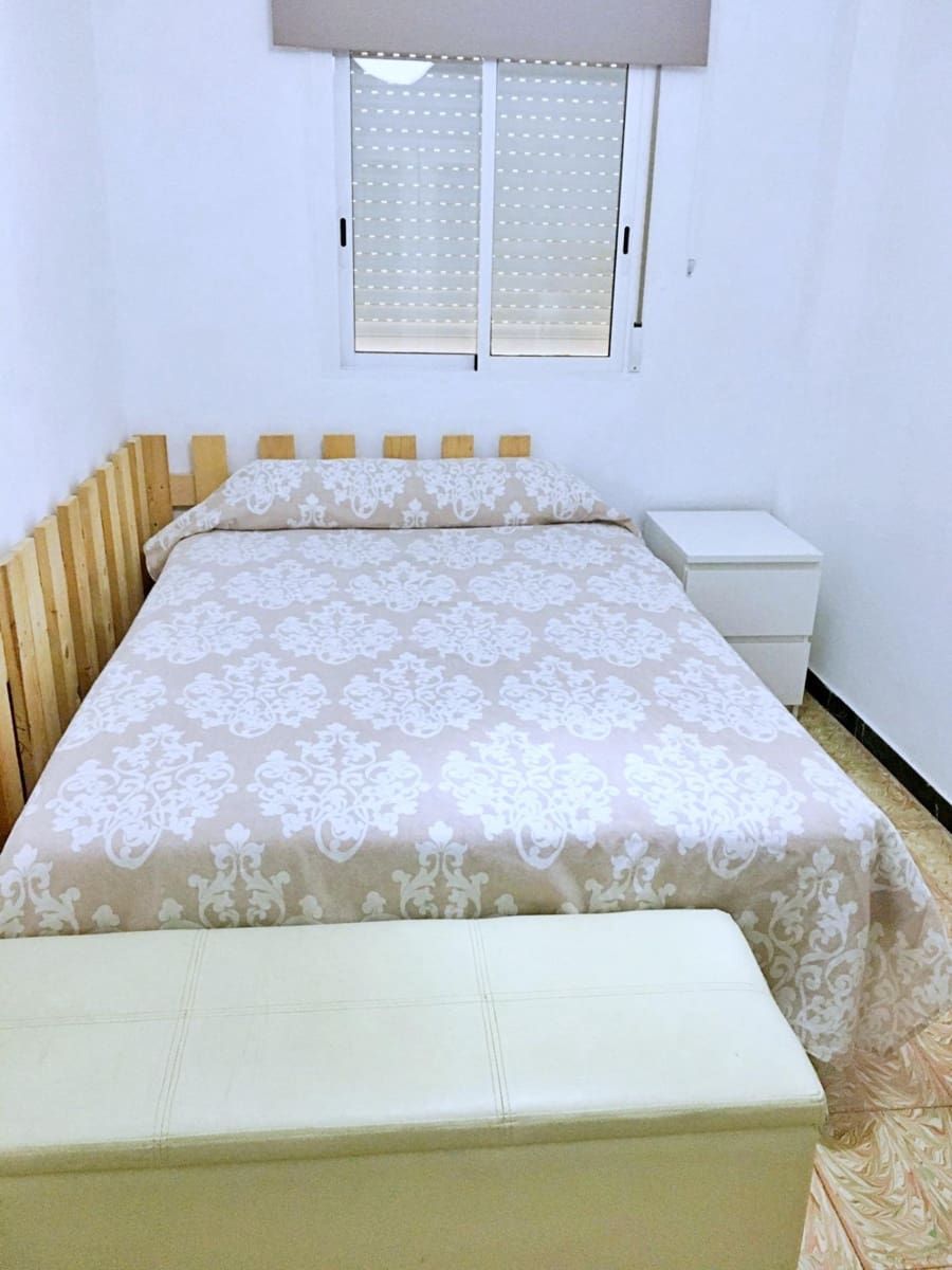 8 soverom Rekkehus til salgs i Elche / Elx - € 380 000 (Ref: 8244051)