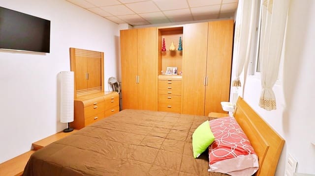 8 sovrum Radhus till salu i Elche / Elx - 380 000 € (Ref: 8244051)