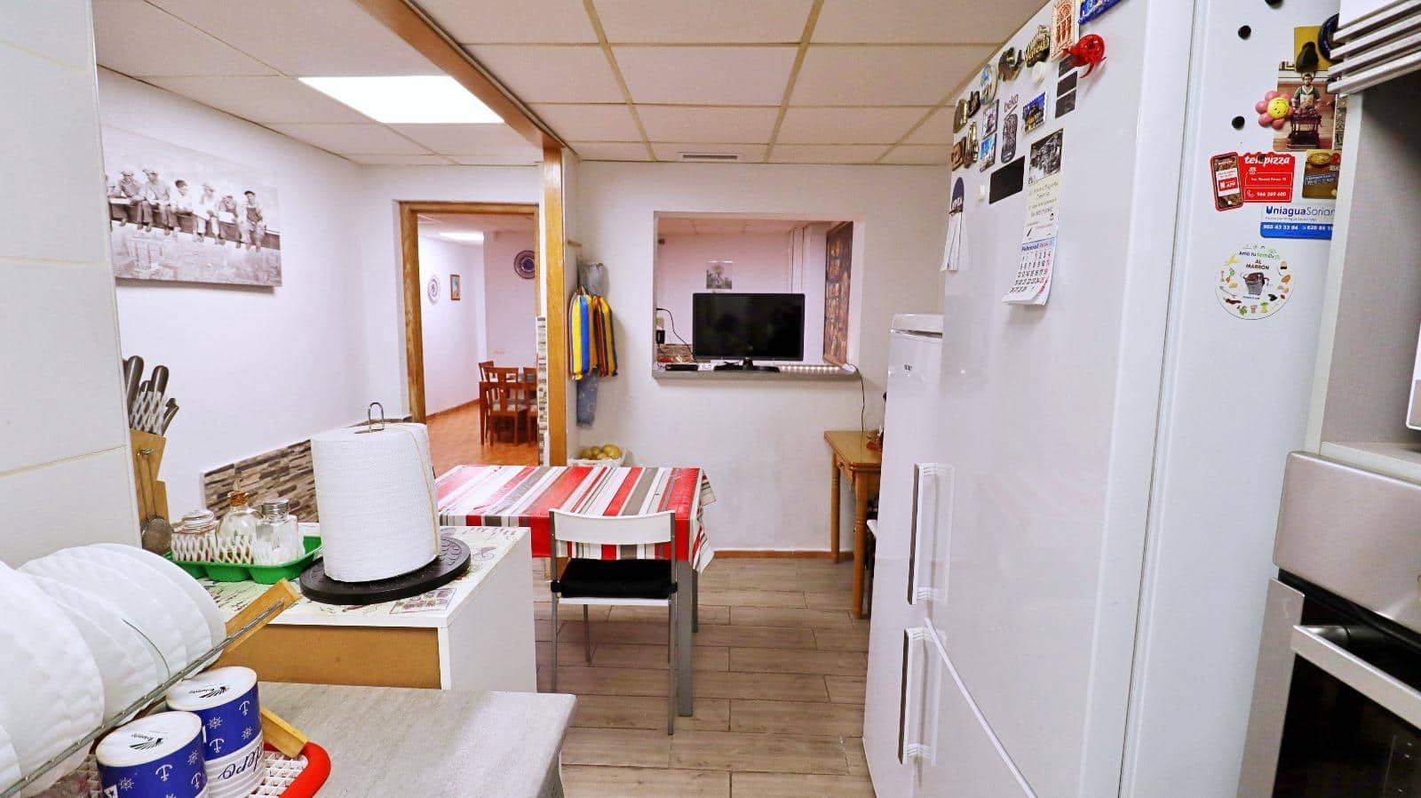 8 makuuhuone Rivitalo myytävänä paikassa Elche / Elx - 380 000 € (Ref: 8244051)