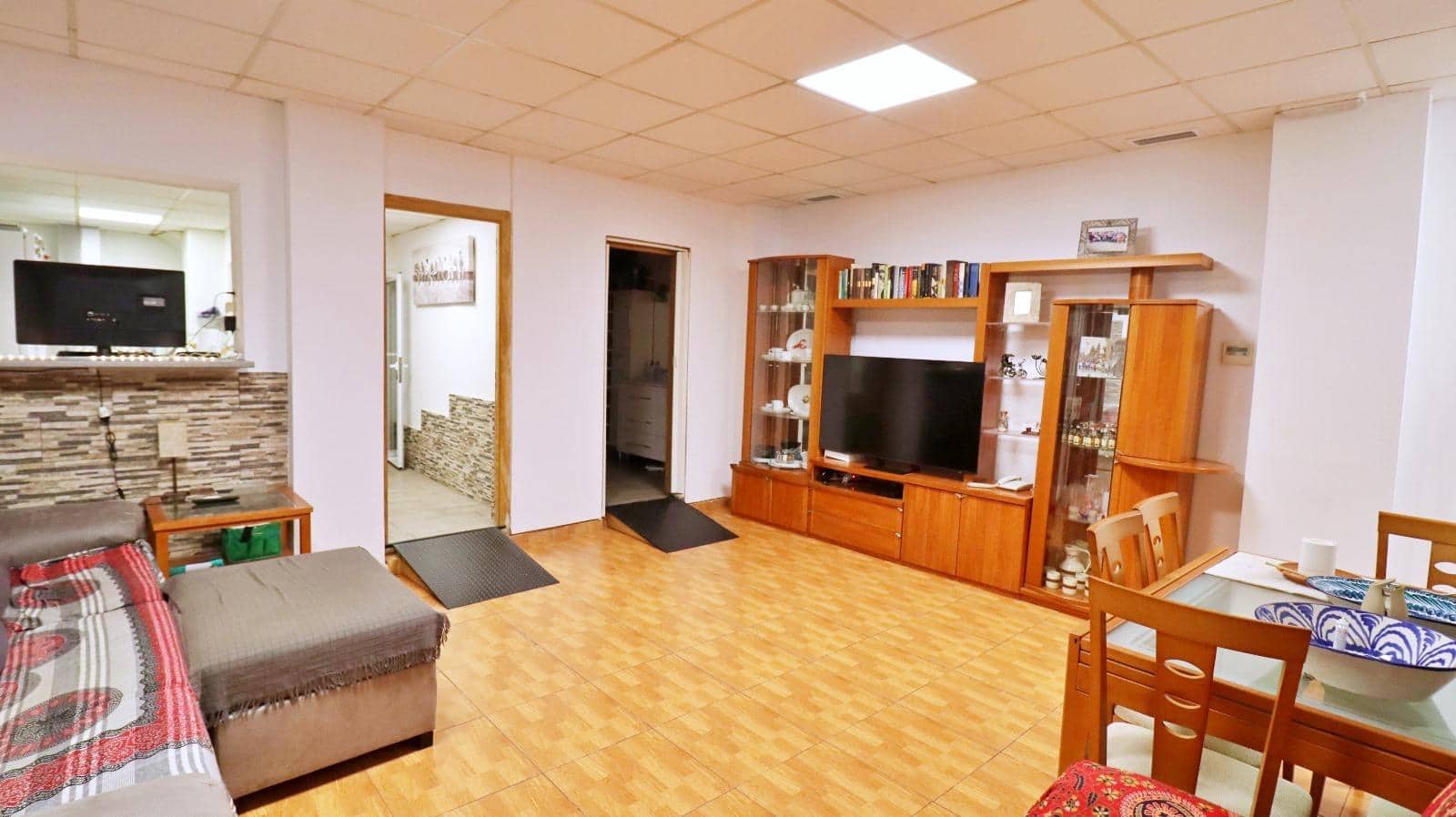 8 makuuhuone Rivitalo myytävänä paikassa Elche / Elx - 380 000 € (Ref: 8244051)