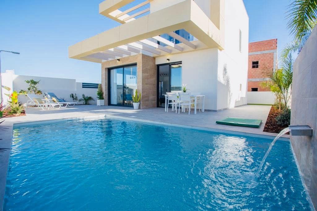 3 bedroom Villa for sale in Los Montesinos with pool - € 415,900 (Ref: 8254102)
