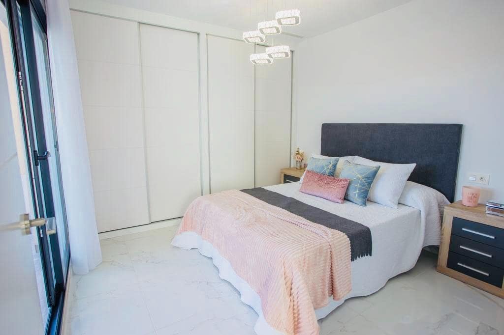 3 bedroom Villa for sale in Los Montesinos with pool - € 415,900 (Ref: 8254102)