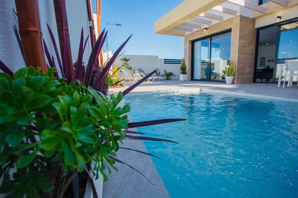 3 bedroom Villa for sale in Los Montesinos with pool - € 415,900 (Ref: 8254102)