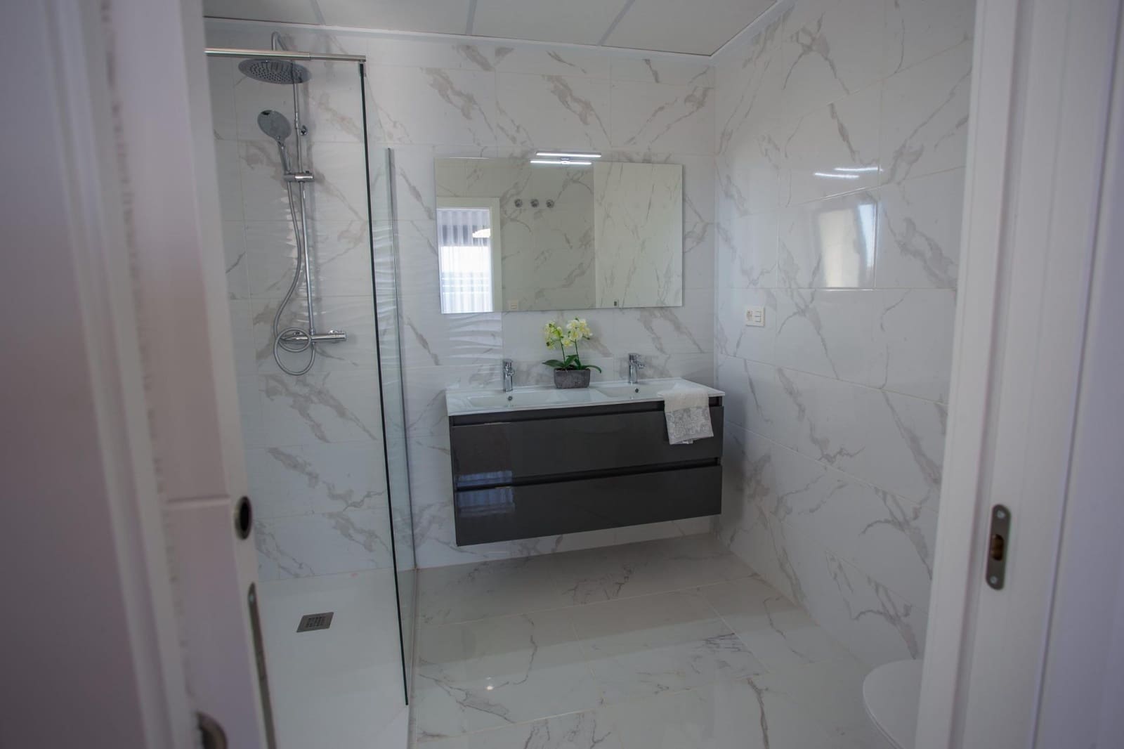 3 bedroom Villa for sale in Los Montesinos with pool - € 415,900 (Ref: 8254102)