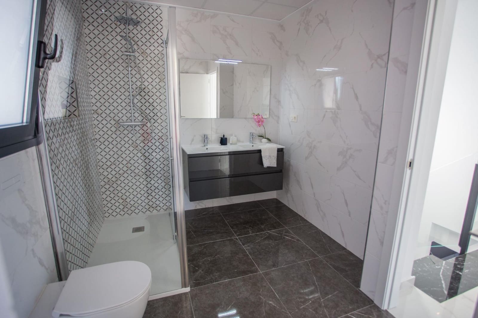 3 bedroom Villa for sale in Los Montesinos with pool - € 415,900 (Ref: 8254102)