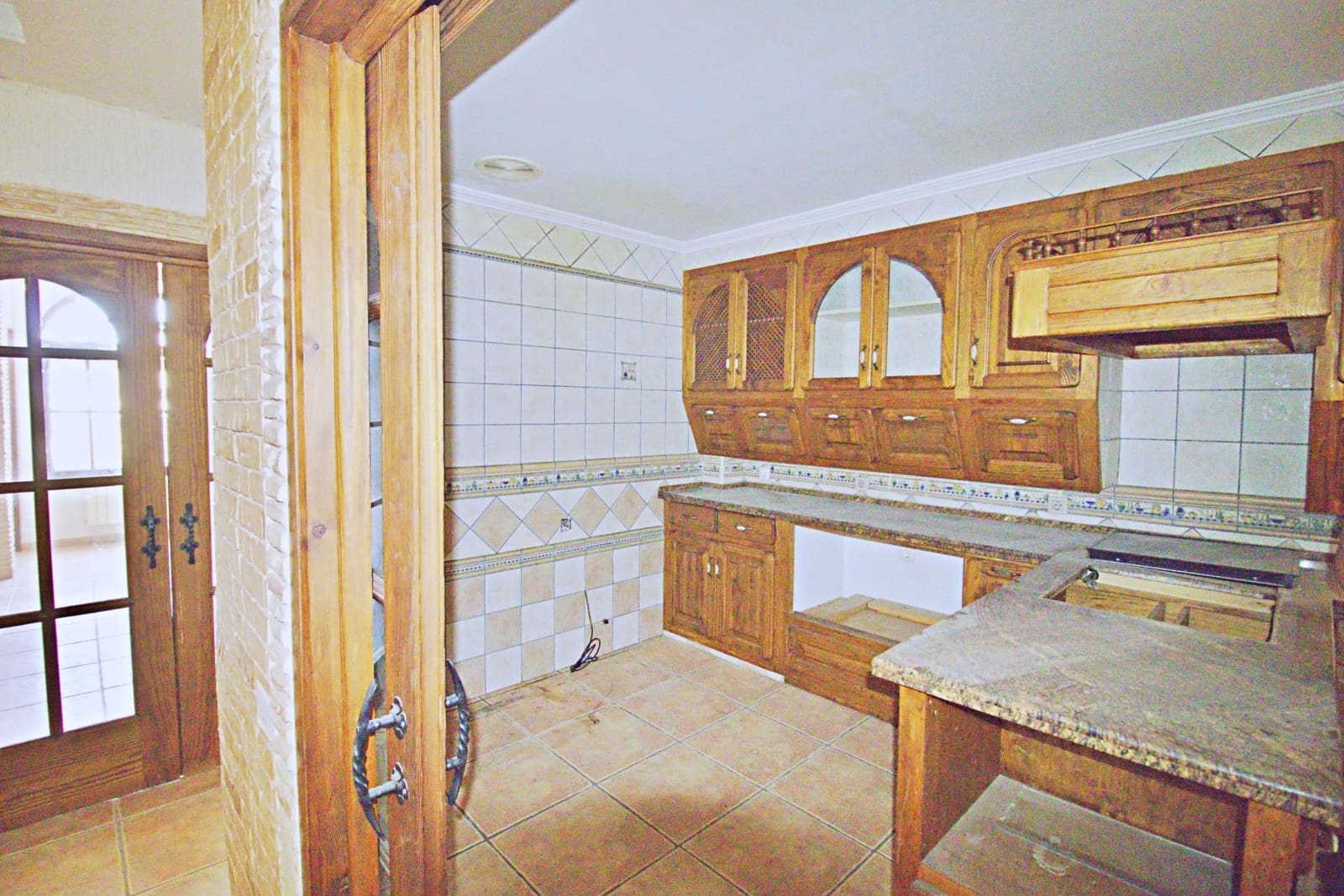 3 slaapkamer Villa te koop in Albatera met garage - € 243.500 (Ref: 8354201)