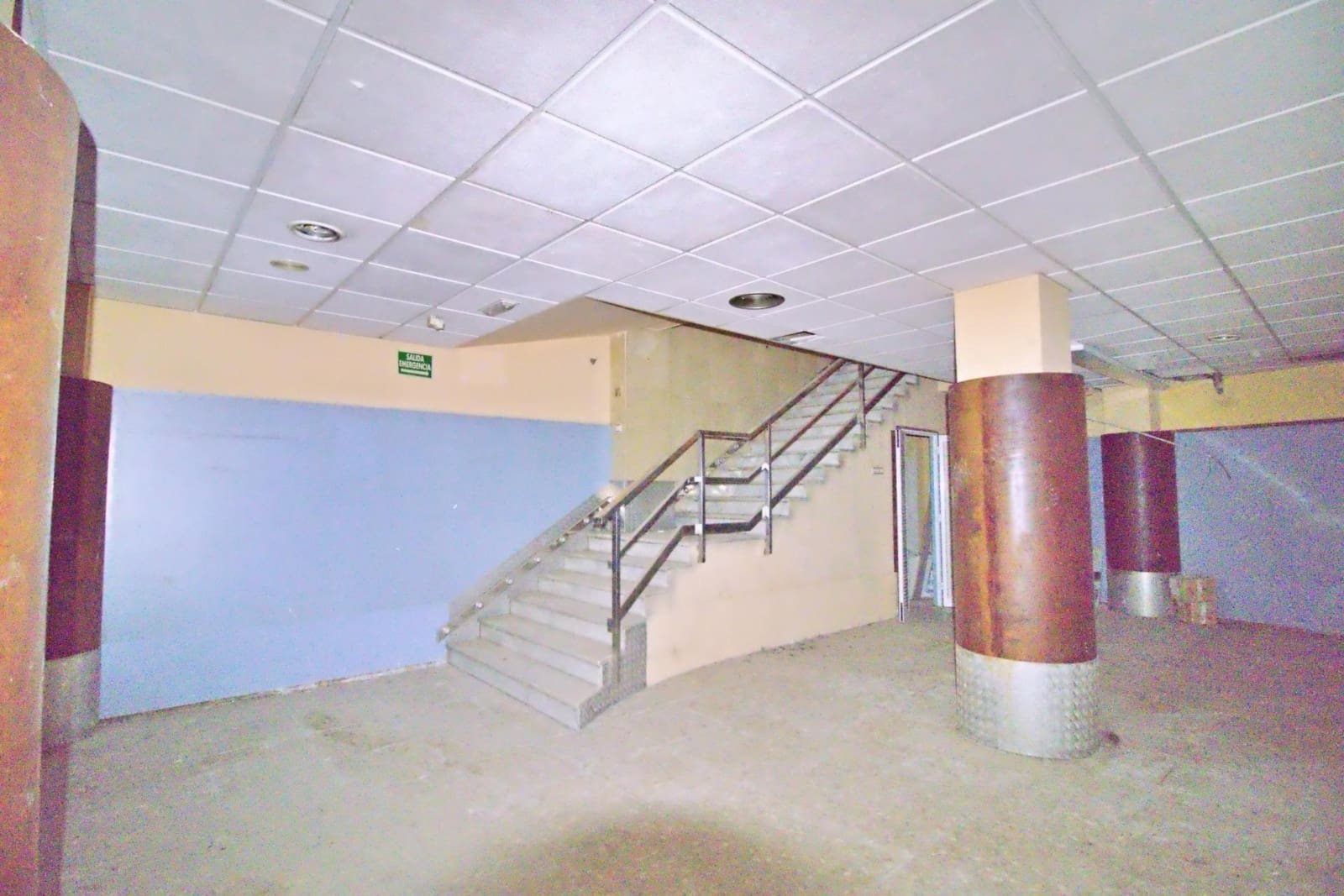 Erhverv til salg i Elche / Elx - € 1.050.000 (Ref: 8428958)